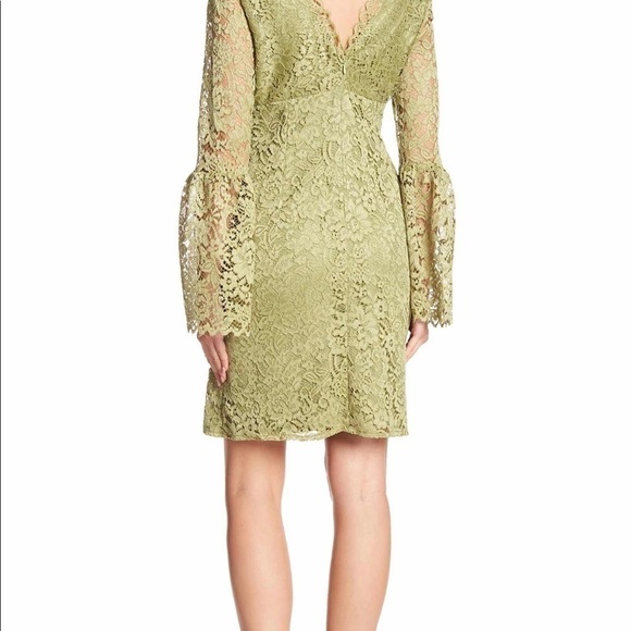 BETSEY JOHNSON Lace V-Neck Bell sleeve Dress. - Picture 3 of 7